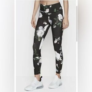 Elegant Floral Women's Leggings - Black